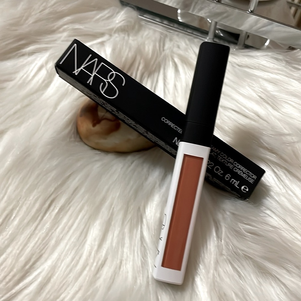 🖤🩷NARS®️Radiant Cream Color Corrector -Medium Deep🩷🖤